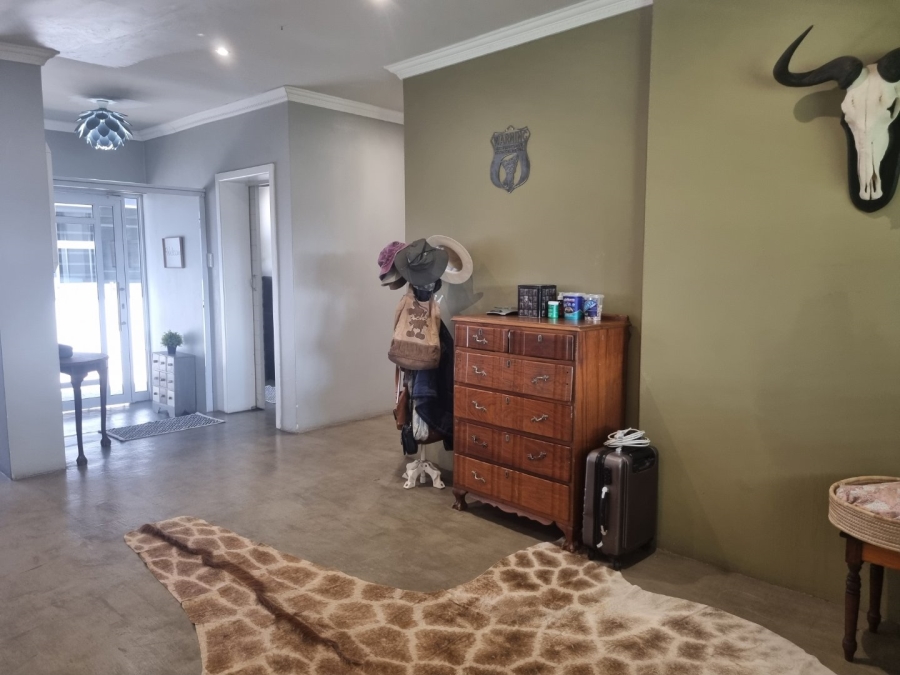 5 Bedroom Property for Sale in Vaalpark Free State